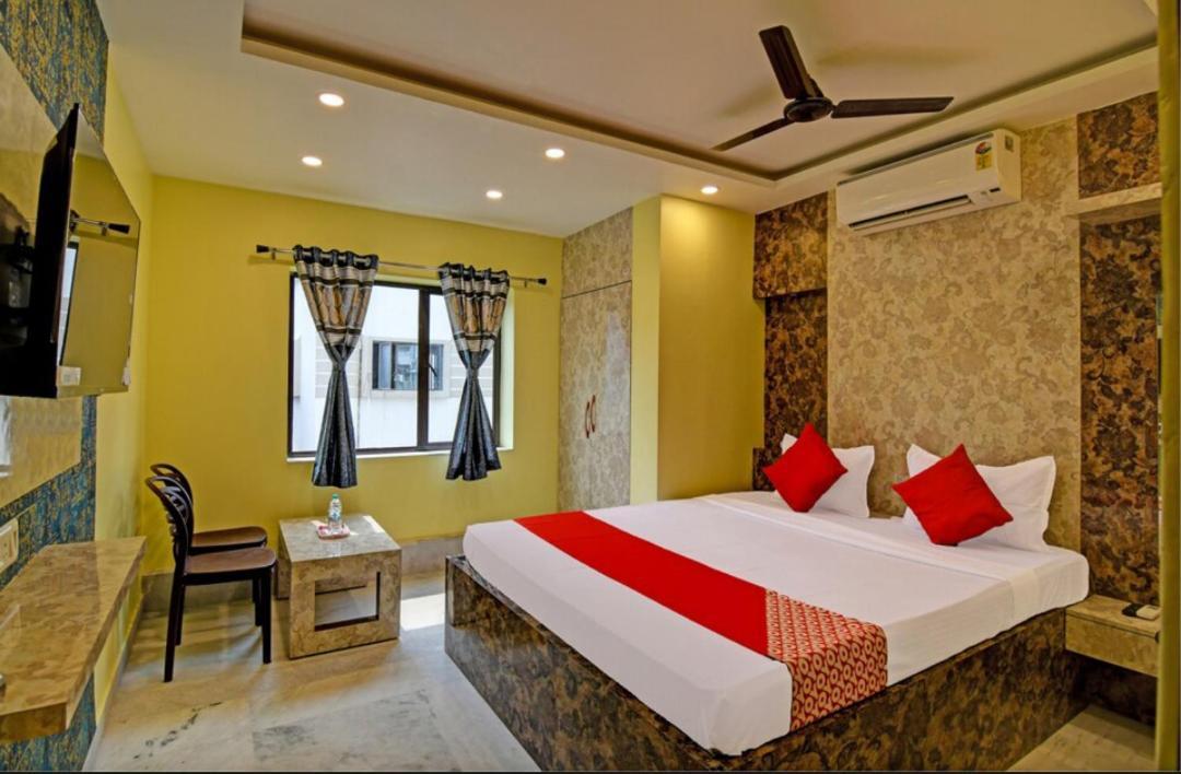 Hotel Divine Chariot Calcutta Exteriör bild